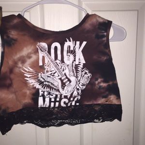 Tye dye reddish brown crop top w/ lace